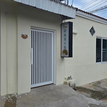The Oasis Inn HHQ Exterior photo